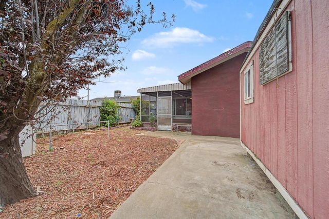 5839 Park Ave, Marysville, CA 95901