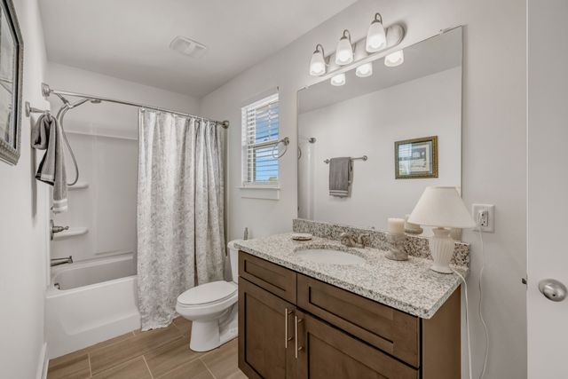 2117 Hospitality Ln, Murfreesboro, TN 37128
