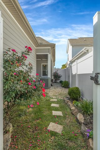 2117 Hospitality Ln, Murfreesboro, TN 37128