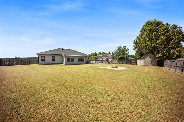 19 Lake Side Drive, Ward, AR 72176