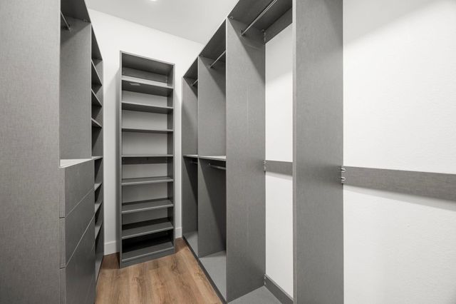 32410 Westwood Square East Dr, Magnolia, TX 77354