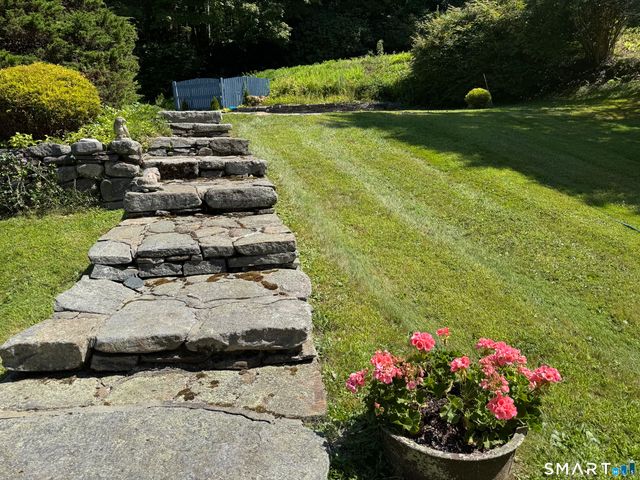720 Town Hill Road, New Hartford, CT 06057