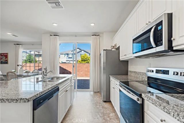 15939 Tanzinite, Chino, CA 91708