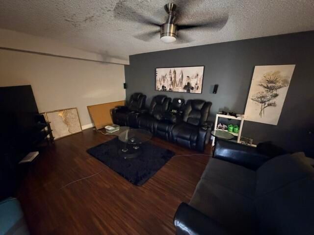 3711 37th Way, West Palm Beach, FL 33407