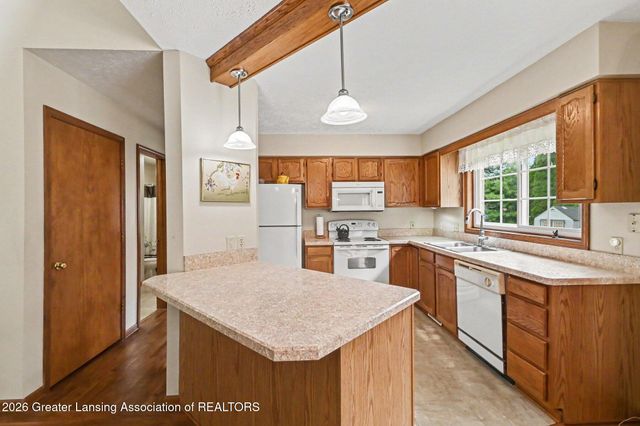 12717 Houghton Drive, Dewitt, MI 48820