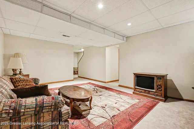 12717 Houghton Drive, Dewitt, MI 48820