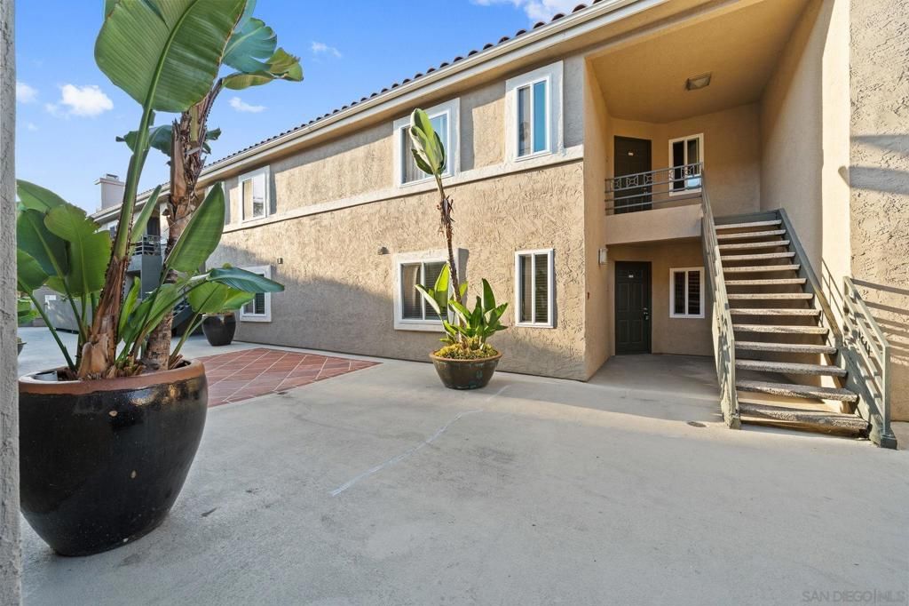 7405 Charmant Dr. 2411, San Diego, CA 92122 — exterior
