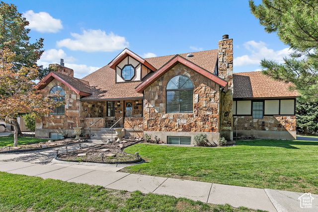 6824 S CREEKCOVE WAY, Cottonwood Heights, UT 84047