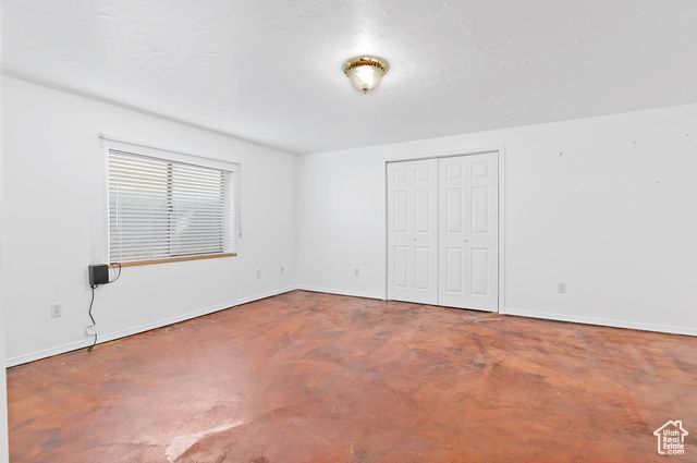 6824 S CREEKCOVE WAY, Cottonwood Heights, UT 84047