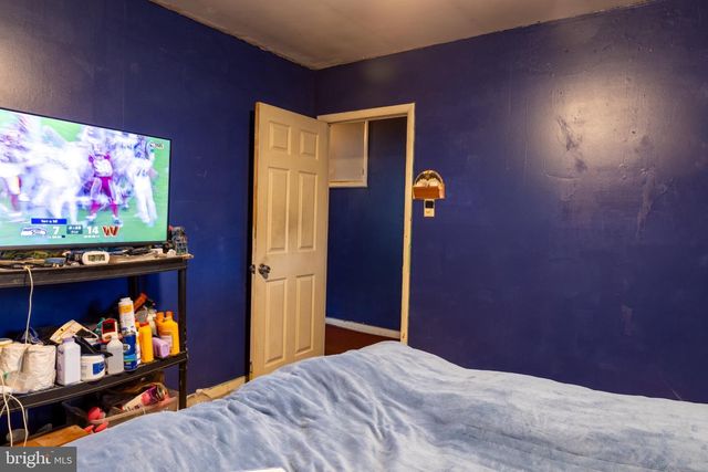423 SUNNEMEADE AVE, Warminster, PA 18974