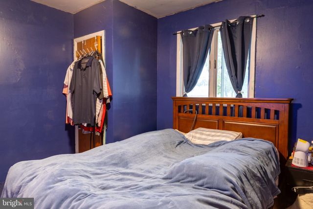 423 SUNNEMEADE AVE, Warminster, PA 18974