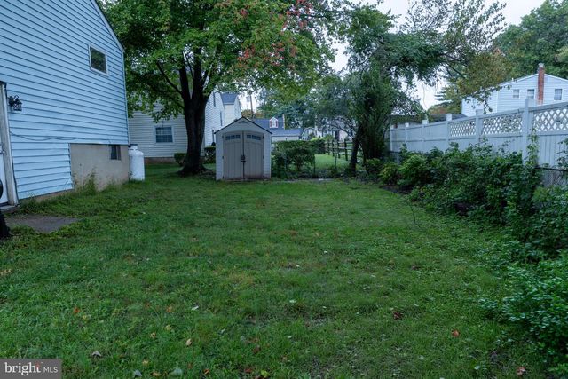 423 SUNNEMEADE AVE, Warminster, PA 18974