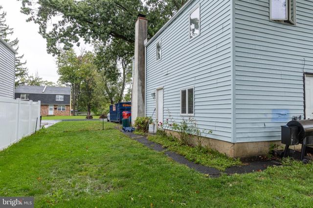 423 SUNNEMEADE AVE, Warminster, PA 18974