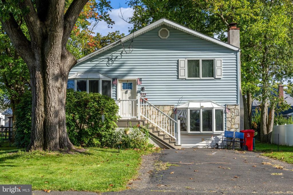423 SUNNEMEADE AVE, WARMINSTER, PA 18974 — photo 3