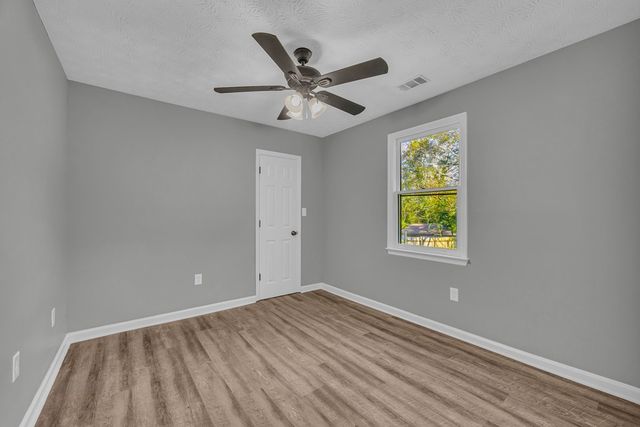 310 Airport Road, Athens, GA 30605