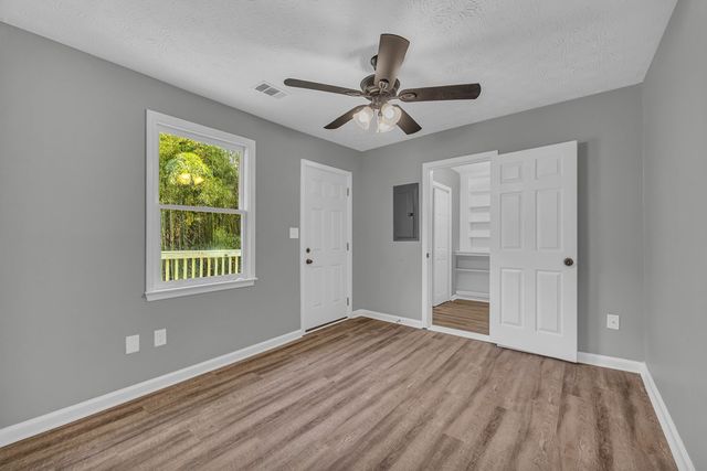 310 Airport Road, Athens, GA 30605