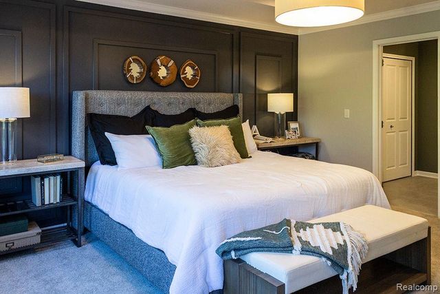 17389 Sara Drive, Macomb, MI 48042