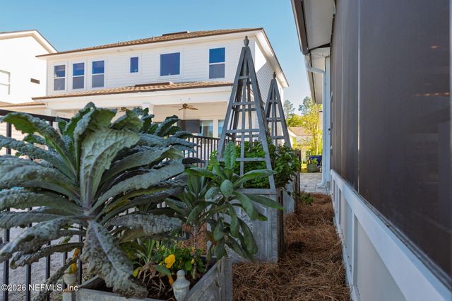 473 PARKBLUFF Circle, Ponte Vedra, FL 32081