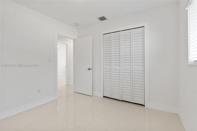 10501 SW 53rd St, Miami, FL 33165