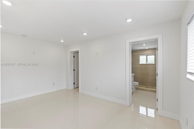 10501 SW 53rd St, Miami, FL 33165
