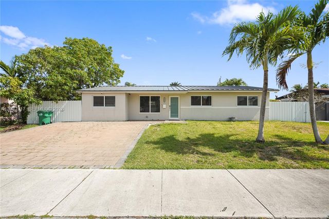10501 SW 53rd St, Miami, FL 33165