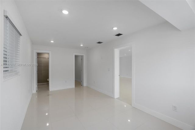 10501 SW 53rd St, Miami, FL 33165