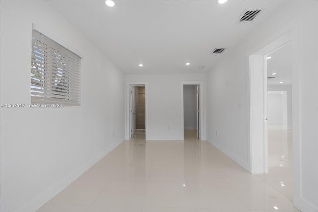 10501 SW 53rd St, Miami, FL 33165