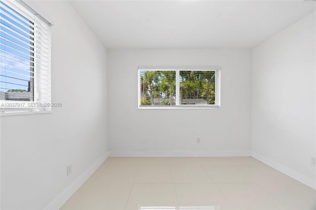 10501 SW 53rd St, Miami, FL 33165