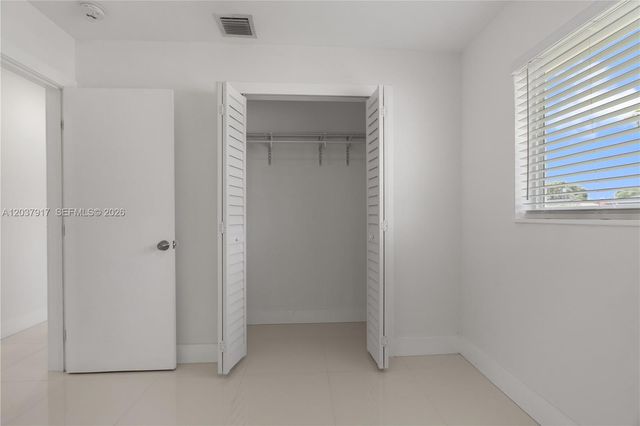 10501 SW 53rd St, Miami, FL 33165