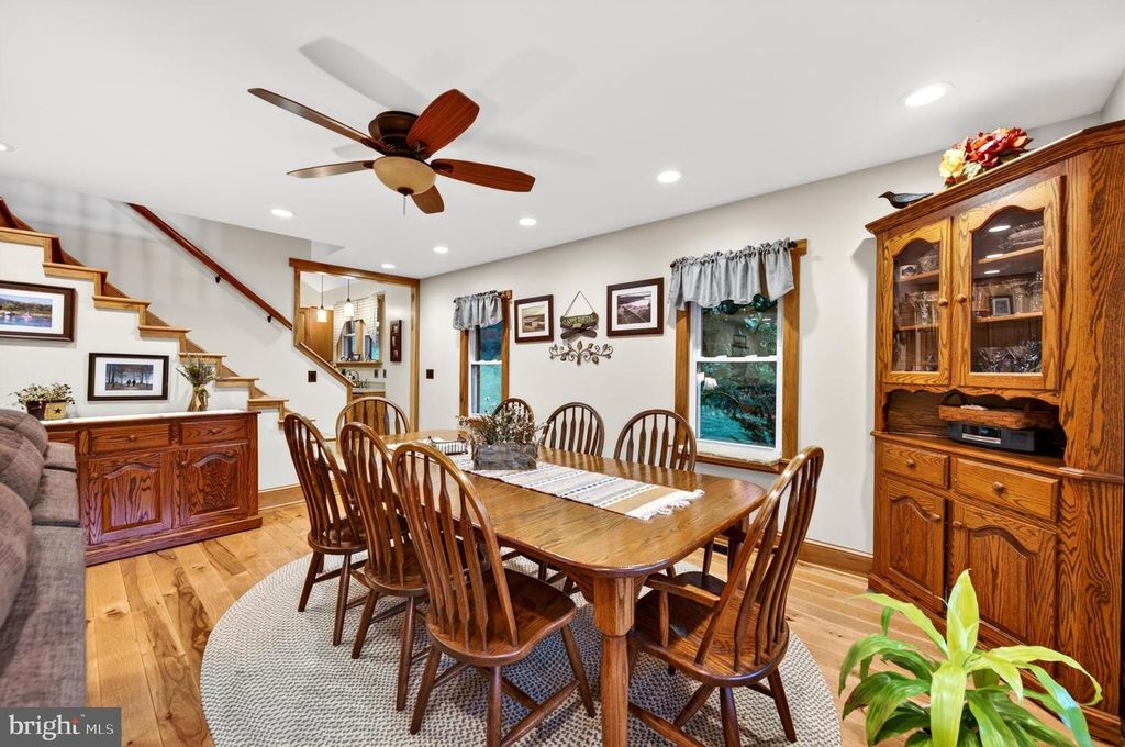 Image 13 of property listing at 13400 PLEASANT VALLEY RD, Flintstone, MD 21530