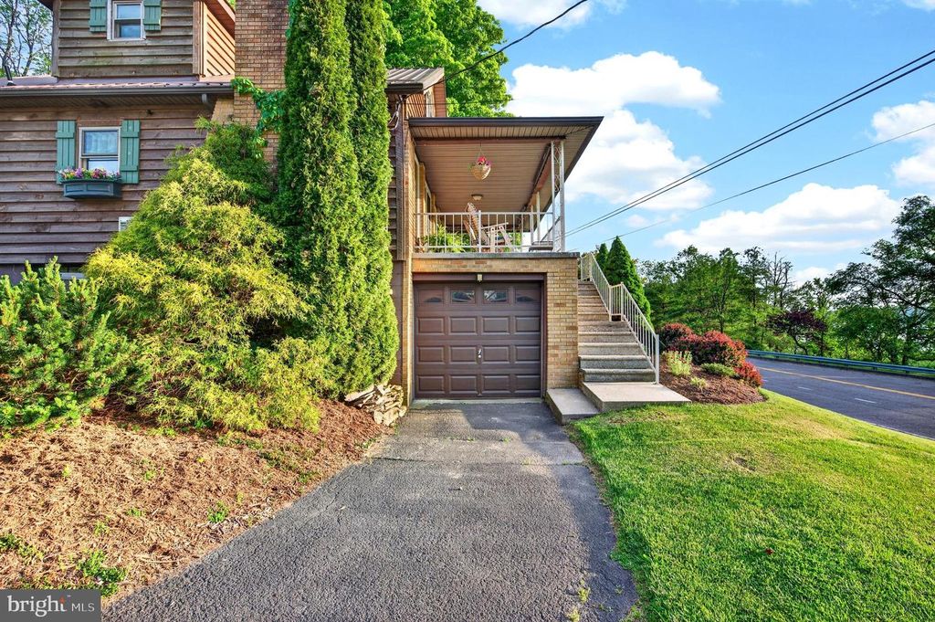 Image 27 of property listing at 13400 PLEASANT VALLEY RD, Flintstone, MD 21530