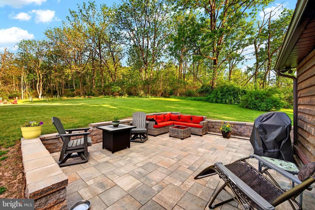 Image 30 of property listing at 13400 PLEASANT VALLEY RD, Flintstone, MD 21530