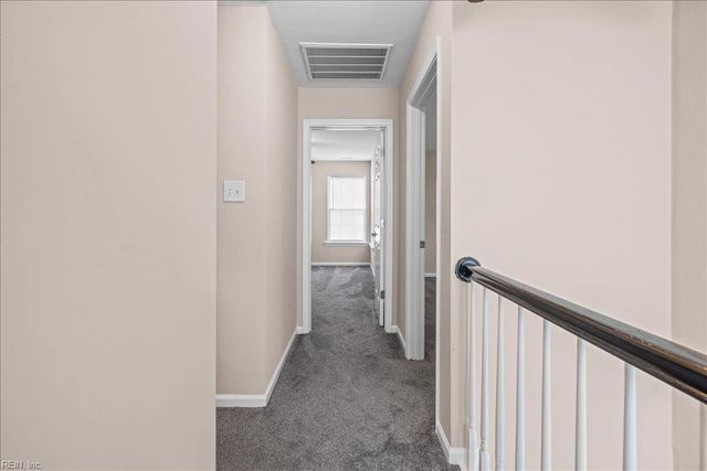 621 Windward DR, Chesapeake, VA 23320