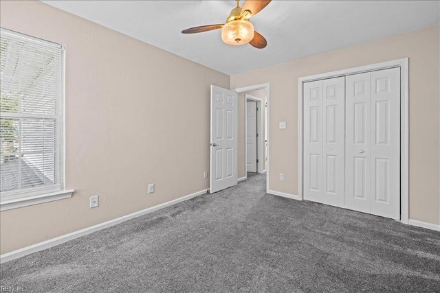 621 Windward DR, Chesapeake, VA 23320