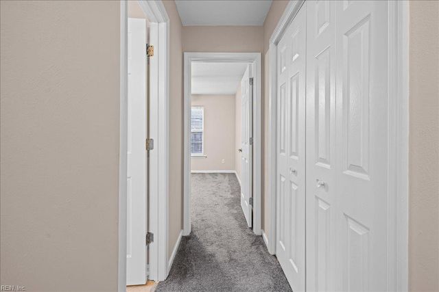 621 Windward DR, Chesapeake, VA 23320