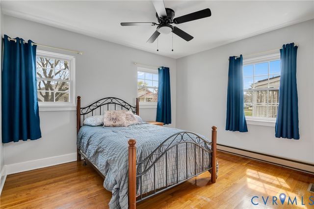 1914 Franklin Ave, Colonial Heights, VA 23834