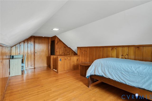 1914 Franklin Ave, Colonial Heights, VA 23834