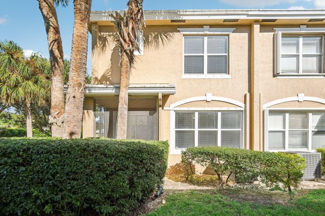 4963 Grinnell Street, Lake Worth, FL 33463