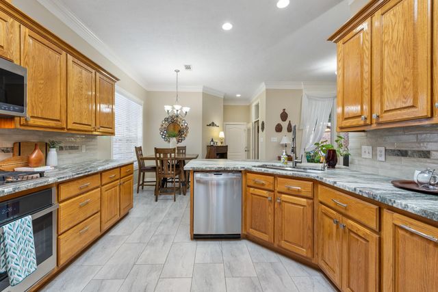 8408 Turtle Rock Loop, College Station, TX 77845