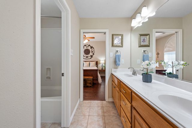 8408 Turtle Rock Loop, College Station, TX 77845