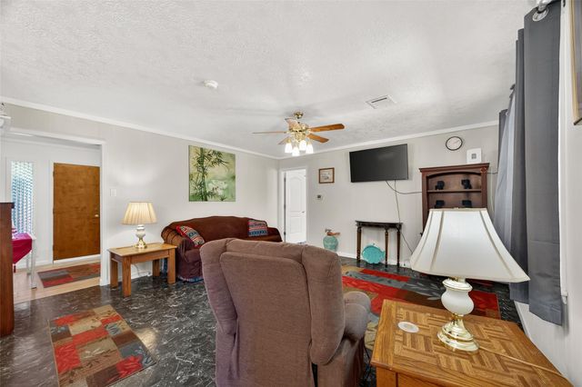 4802 Mistletoe Road, Pasadena, TX 77505