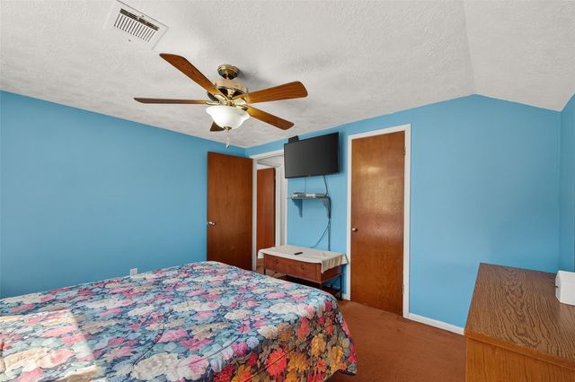 4802 Mistletoe Road, Pasadena, TX 77505