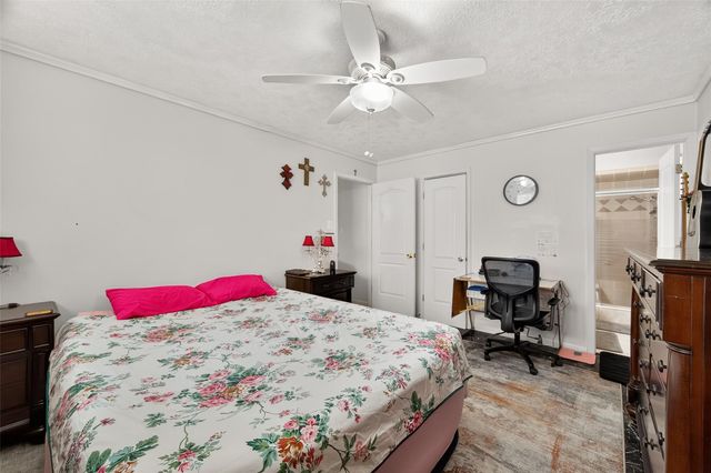 4802 Mistletoe Road, Pasadena, TX 77505