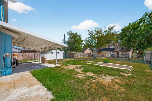 4802 Mistletoe Road, Pasadena, TX 77505