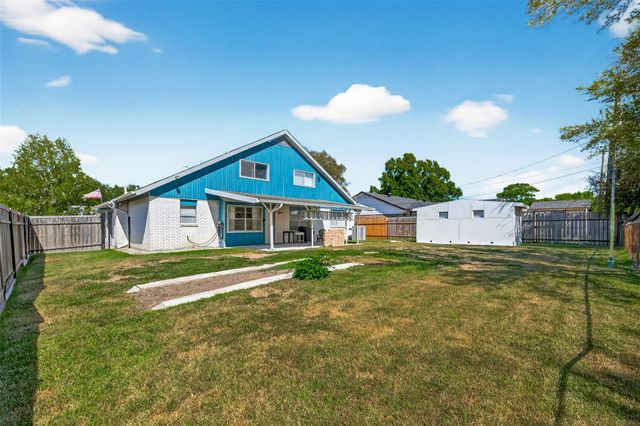 4802 Mistletoe Road, Pasadena, TX 77505