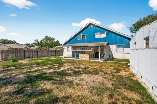4802 Mistletoe Road, Pasadena, TX 77505