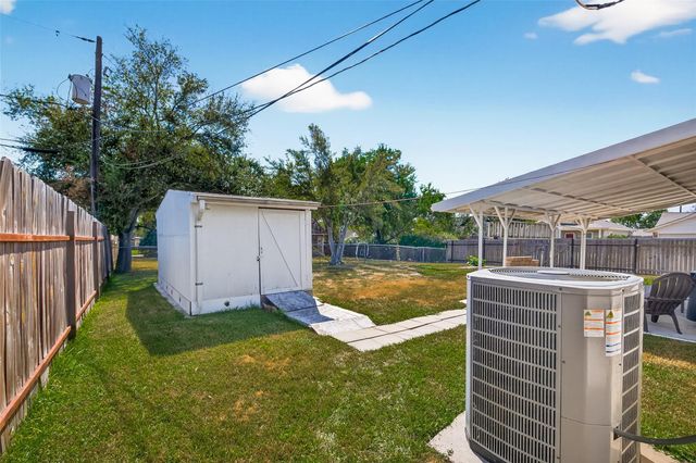 4802 Mistletoe Road, Pasadena, TX 77505