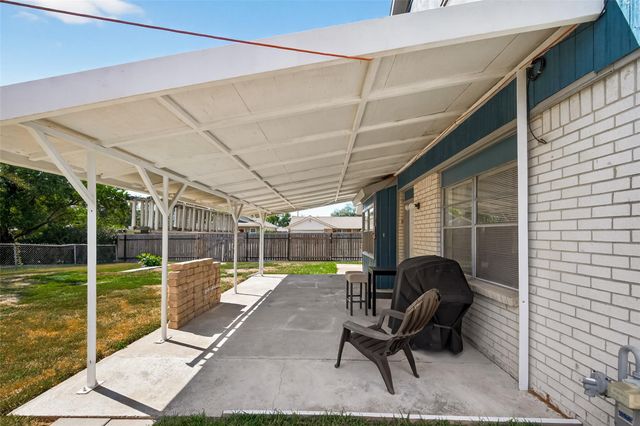 4802 Mistletoe Road, Pasadena, TX 77505