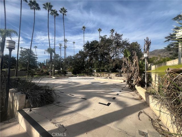 2574 Ganesha Avenue, Altadena, CA 91001