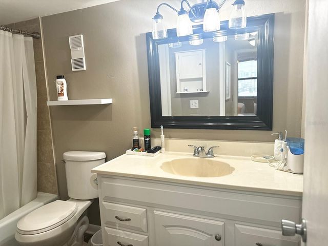 1415 OCEAN SHORE BOULEVARD B060, Ormond Beach, FL 32176